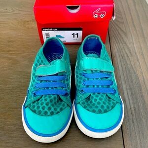 See Kai Run Saylor (water) Sneaker